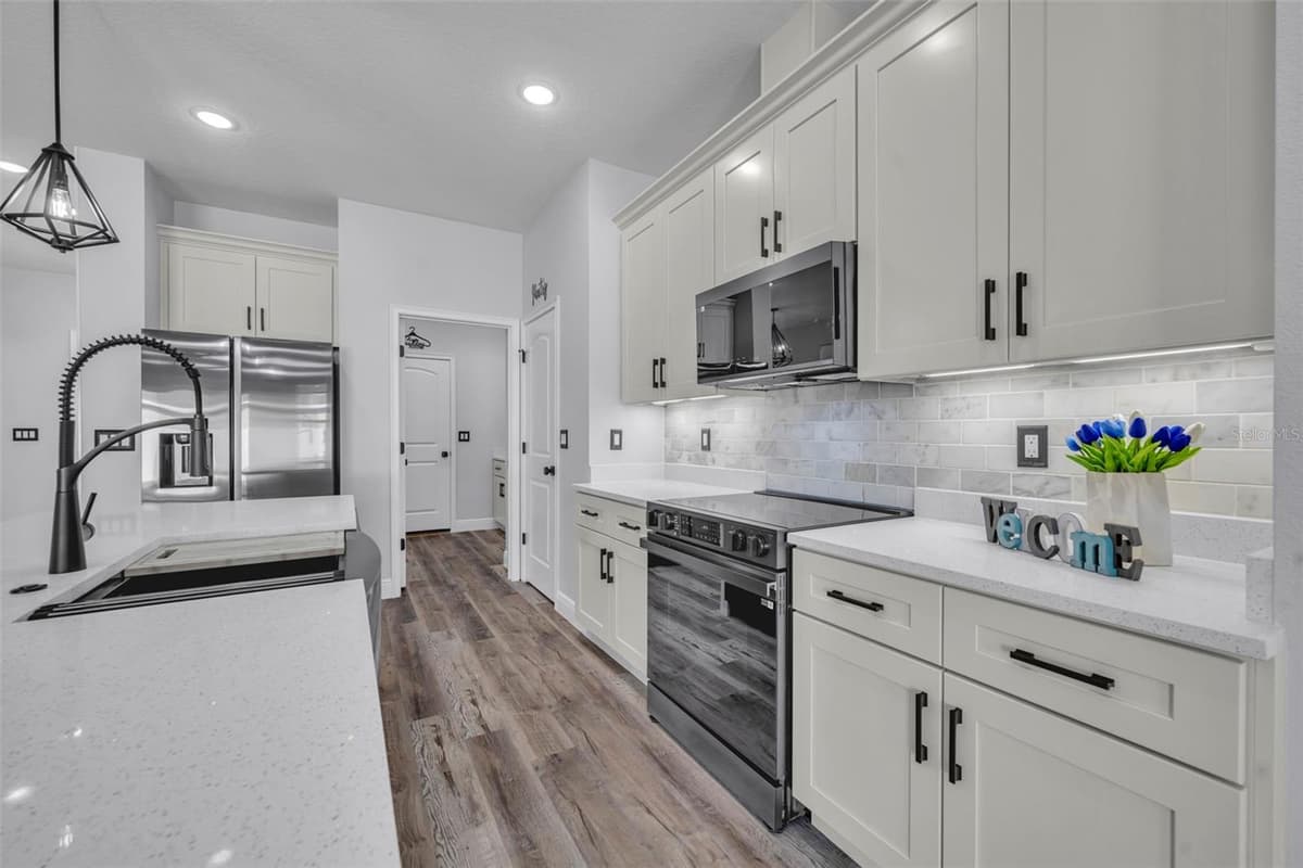 49 ORCHID COURT — photo 12 of 40