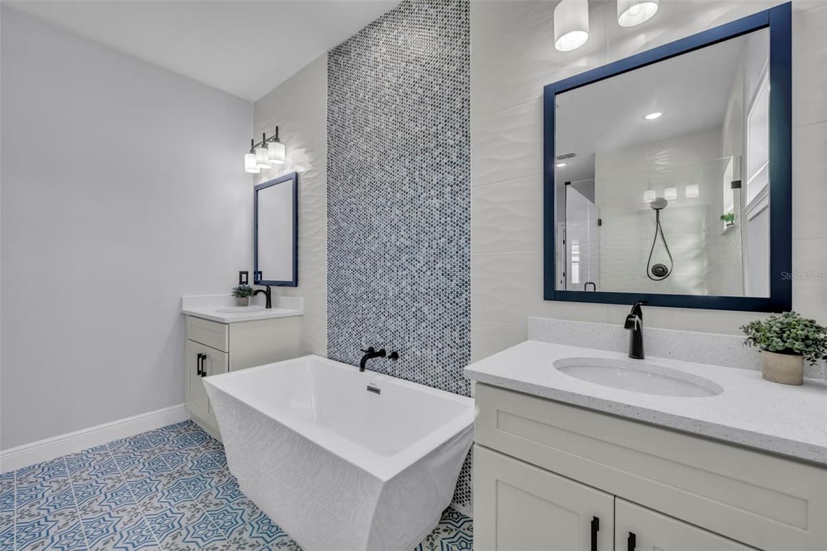 49 ORCHID COURT — photo 31 of 40