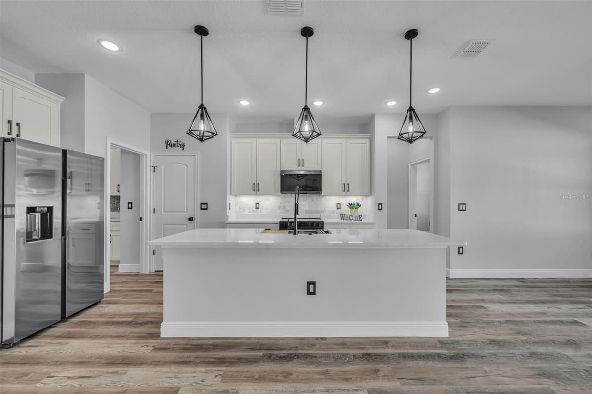 49 ORCHID COURT — photo 9 of 40