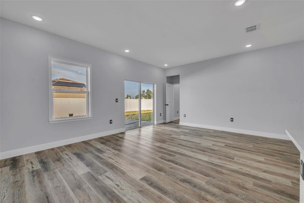 49 ORCHID COURT — photo 22 of 40