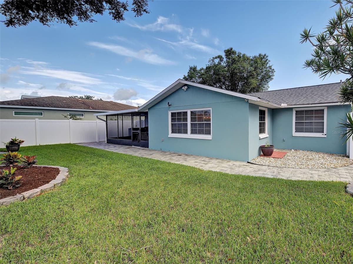 1439 STRADA D ORO — photo 10 of 49