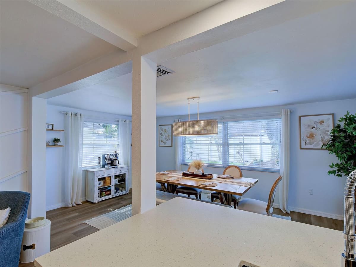 1439 STRADA D ORO — photo 24 of 49