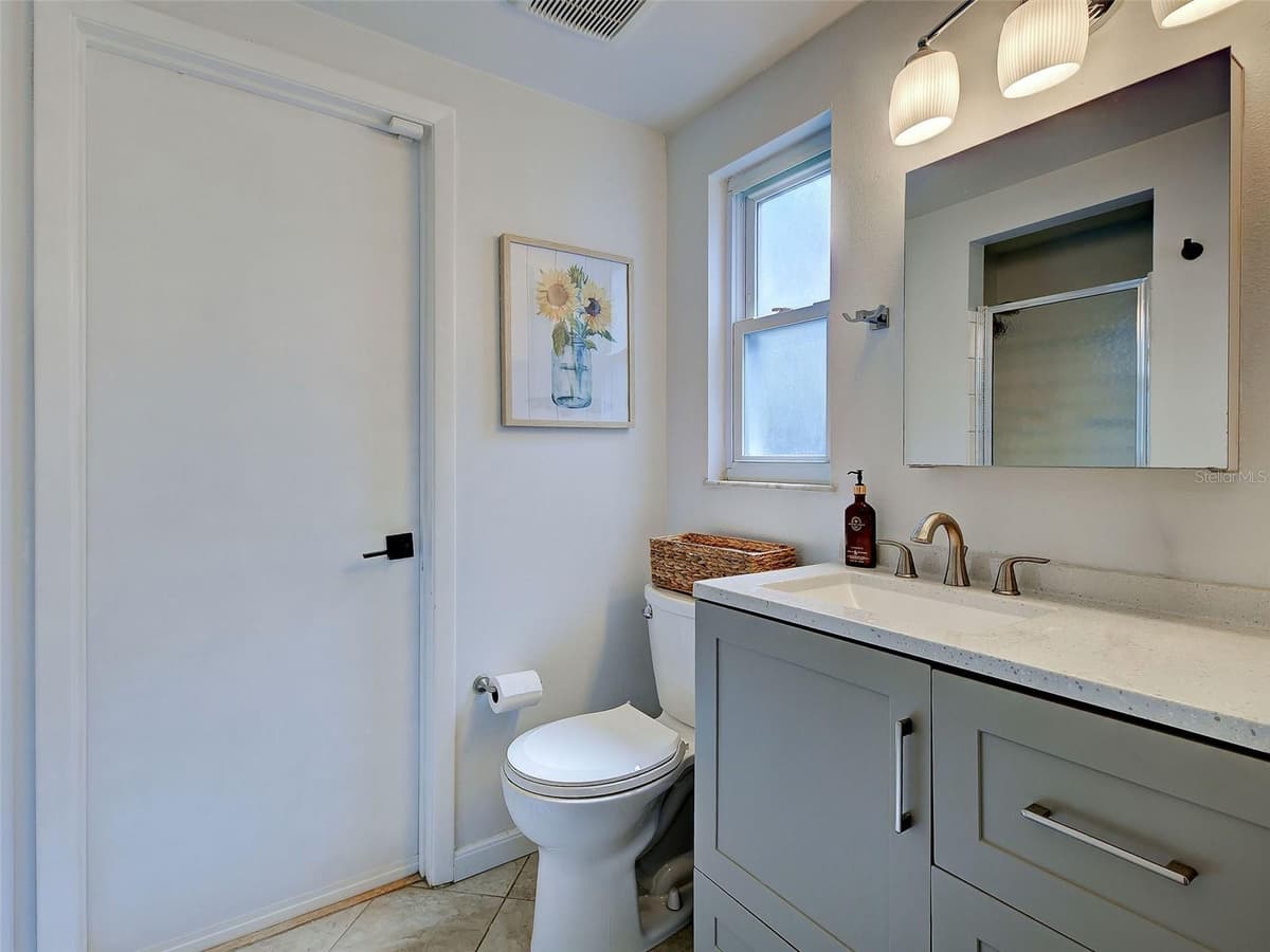 1439 STRADA D ORO — photo 36 of 49
