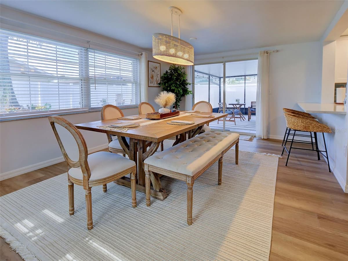 1439 STRADA D ORO — photo 28 of 49