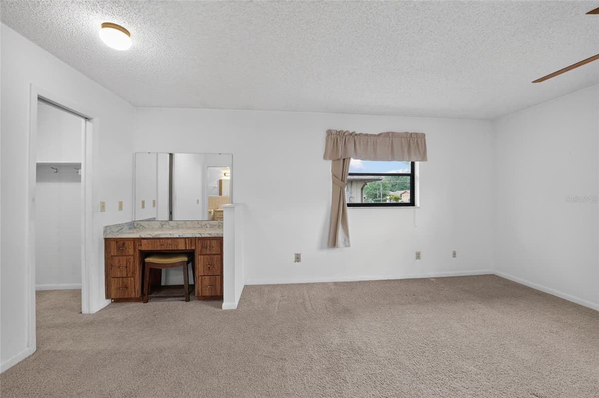 610 FOURTH AVENUE — photo 10 of 15