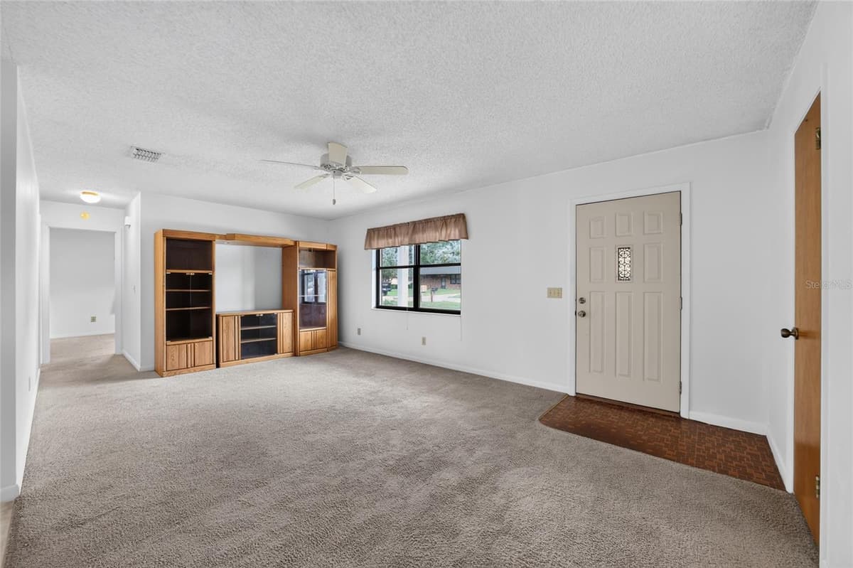 610 FOURTH AVENUE — photo 3 of 15