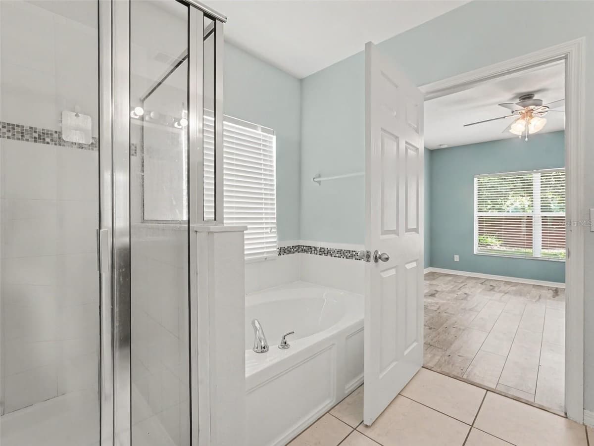 1407 MARSH MEADOW LN — photo 16 of 26
