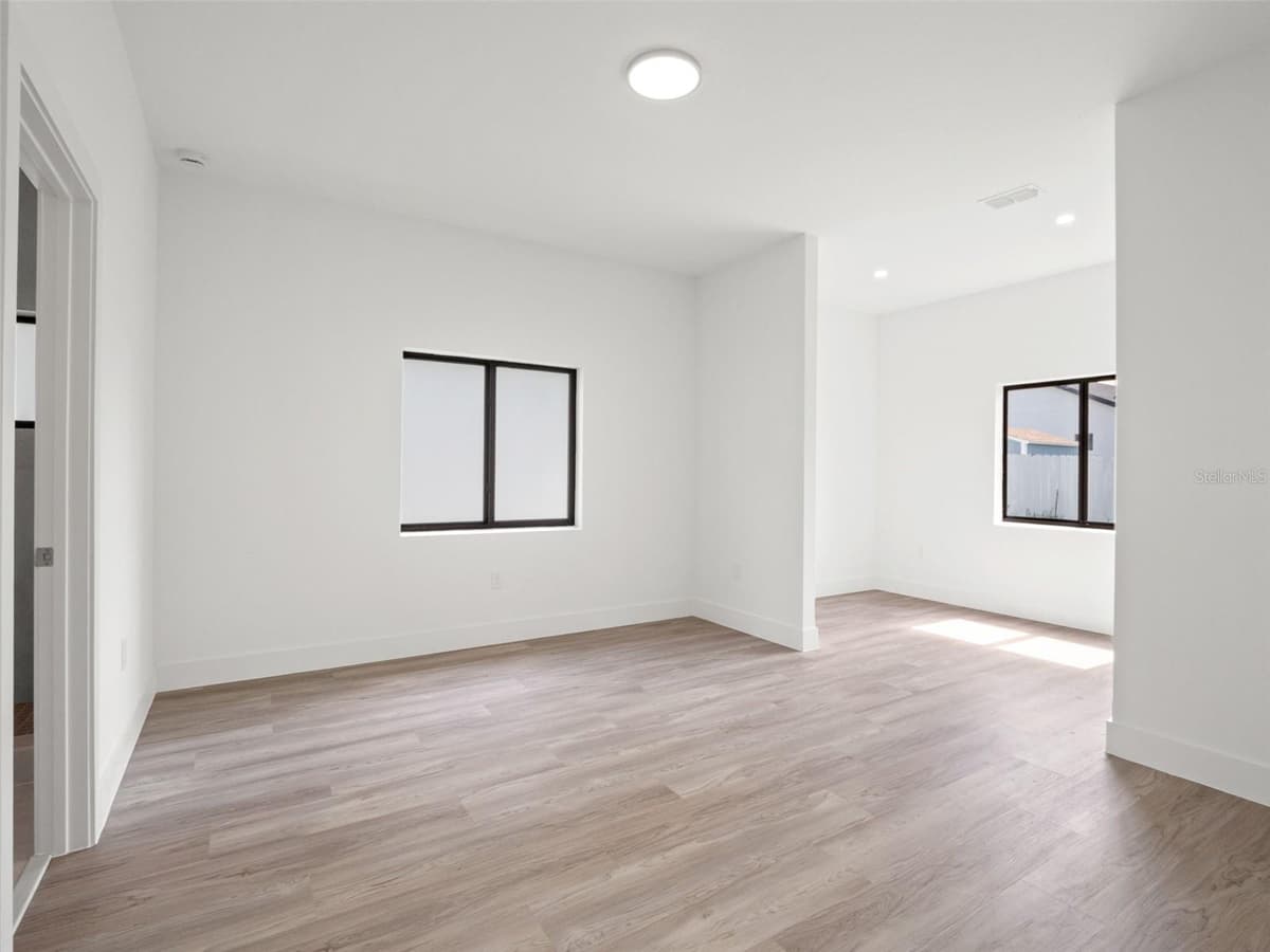 501 OCEAN AVENUE — photo 32 of 34