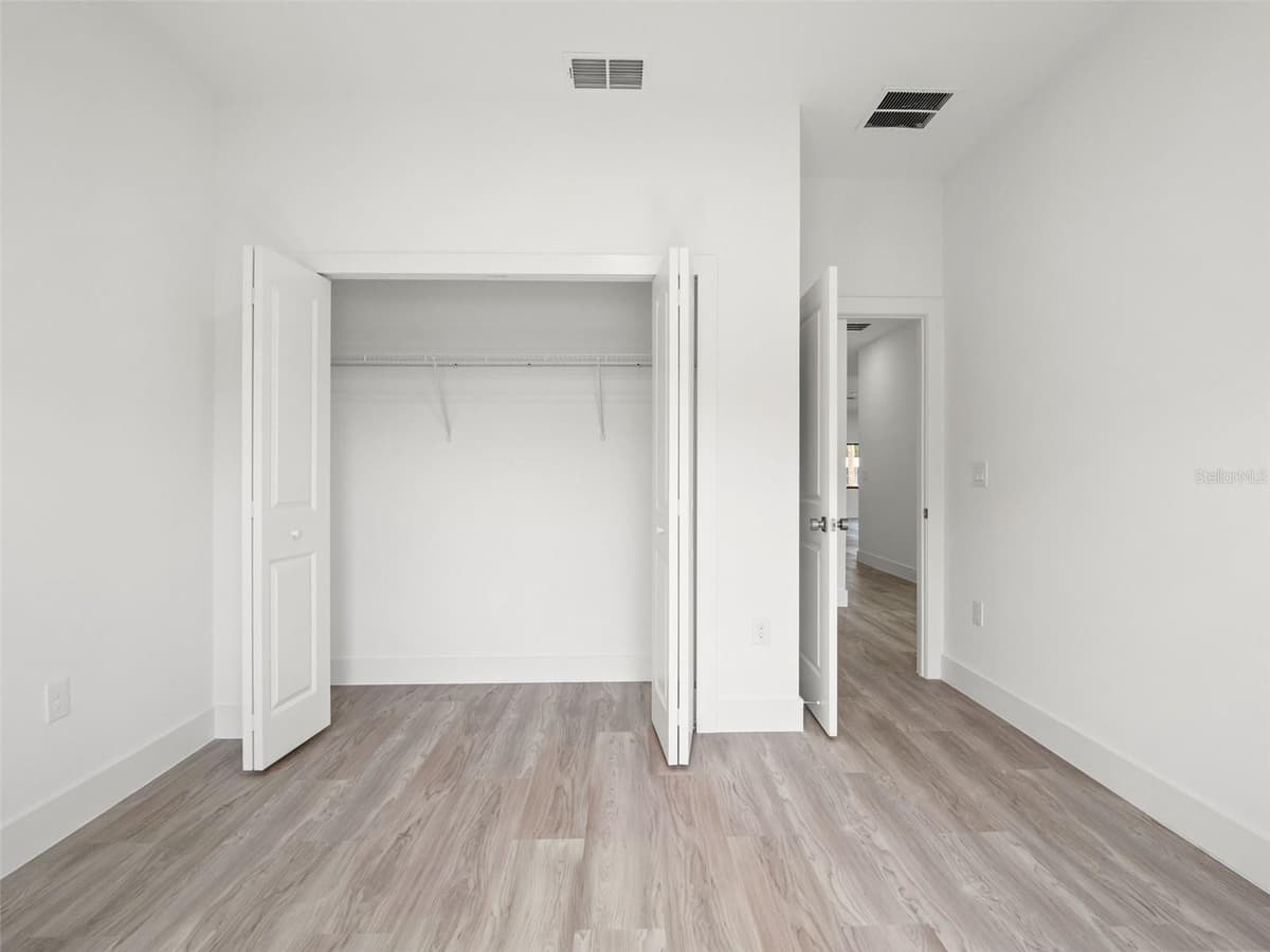 501 OCEAN AVENUE — photo 25 of 34