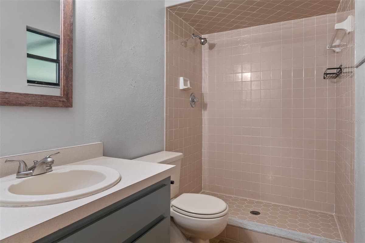 11891 84TH AVENUE — photo 19 of 43