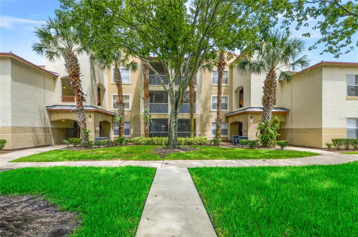 826 CAMARGO WAY — photo 1 of 2