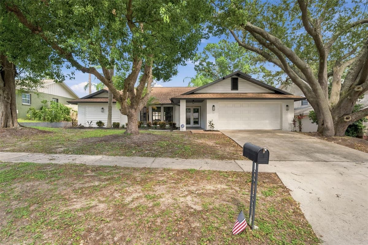2721 BRIARPATCH DRIVE — photo 1 of 65