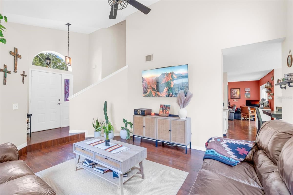 10561 SATINWOOD CIRCLE — photo 6 of 36