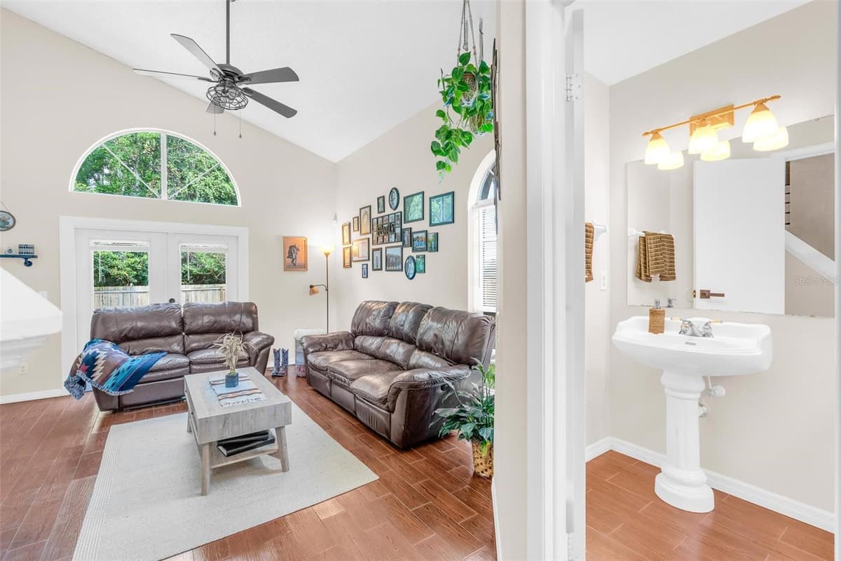 10561 SATINWOOD CIRCLE — photo 7 of 36