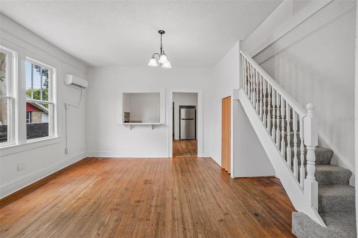 1533 ELM ROAD — photo 12 of 55