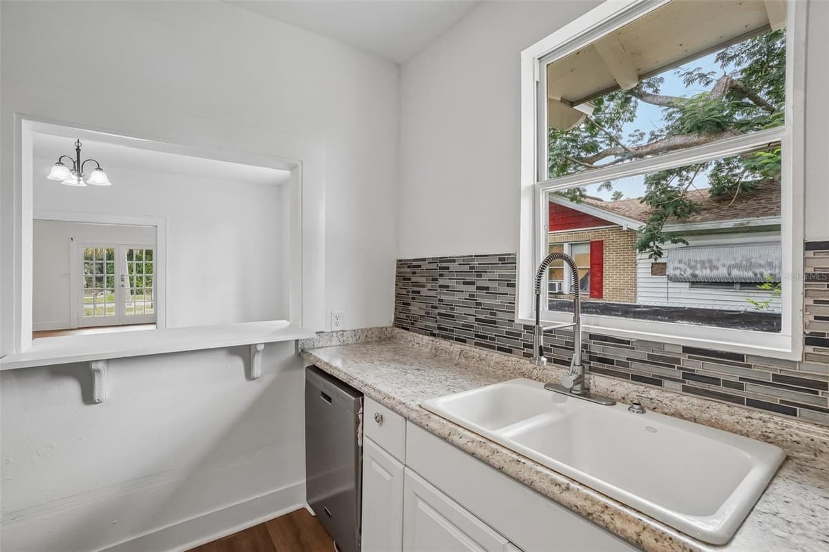 1533 ELM ROAD — photo 19 of 55