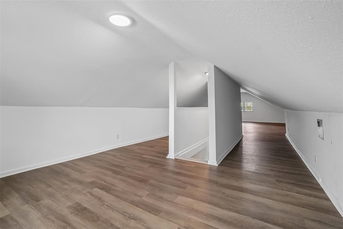 1533 ELM ROAD — photo 35 of 55