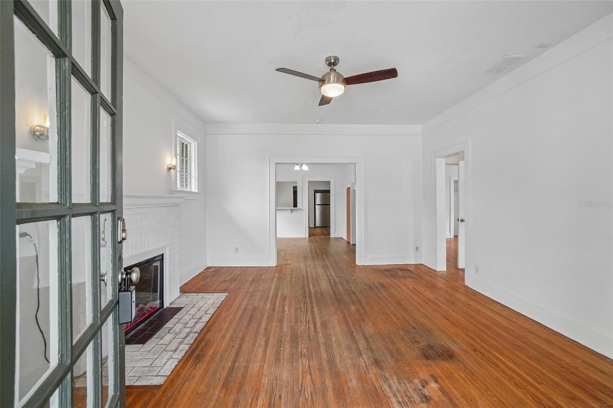 1533 ELM ROAD — photo 8 of 55