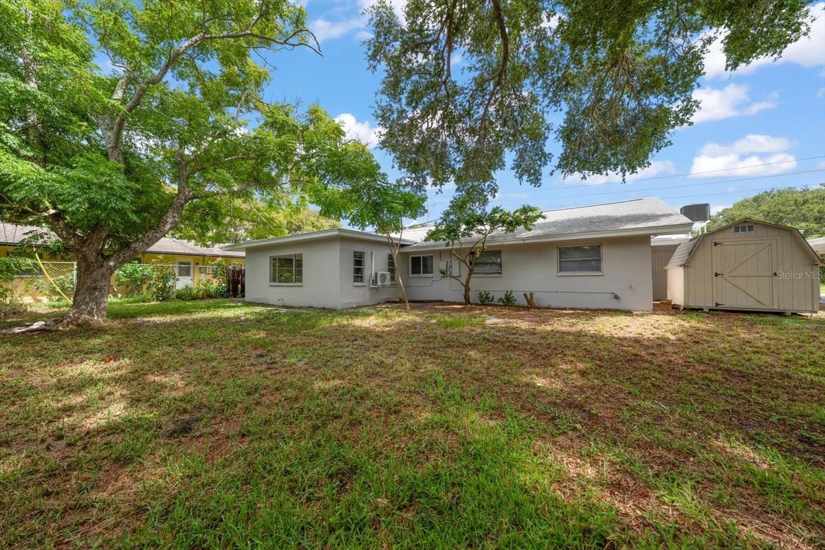 3223 DRYER AVENUE — photo 46 of 46