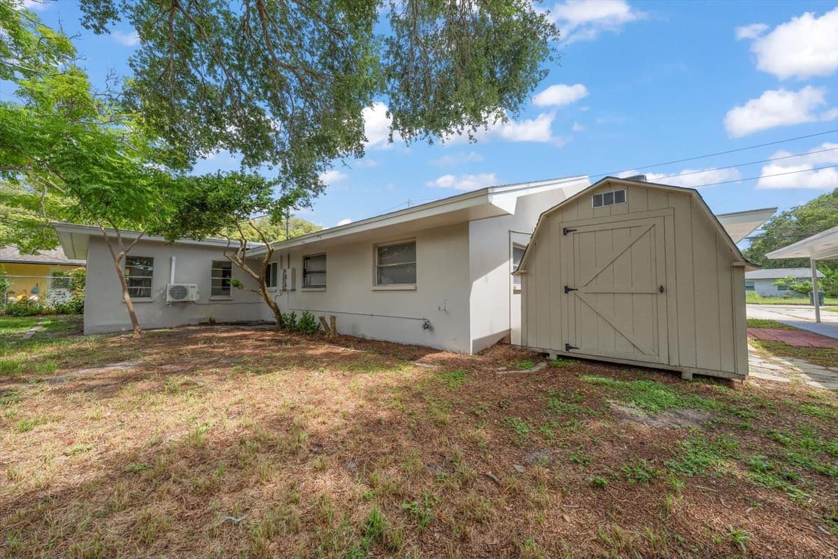 3223 DRYER AVENUE — photo 45 of 46