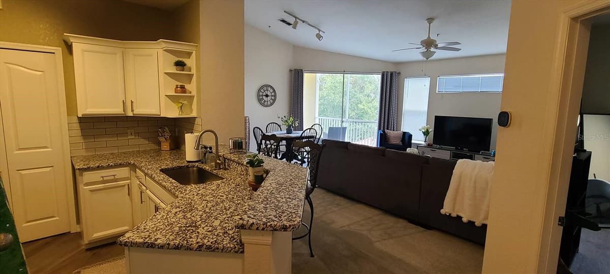 1475 LAKE SHADOW CIRCLE — photo 2 of 41