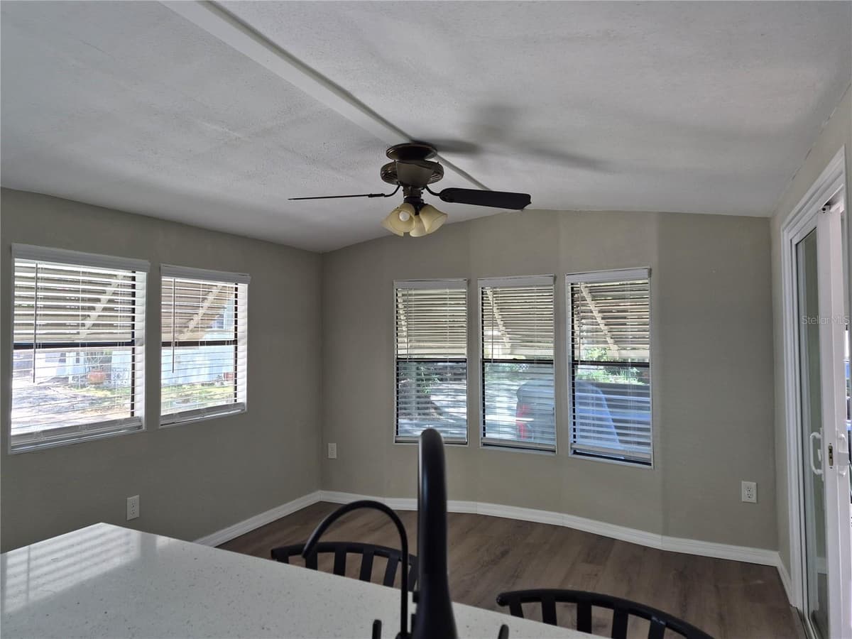 3000 CLARCONA ROAD — photo 6 of 17