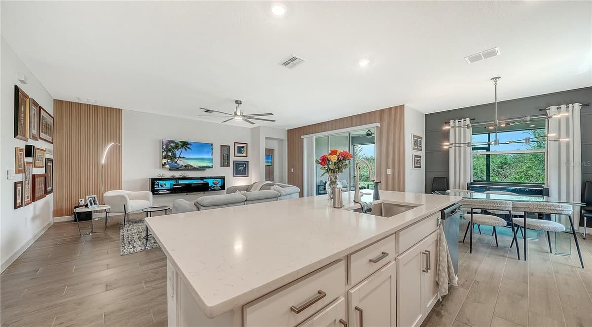 11829 LILAC PEARL LANE — photo 15 of 59