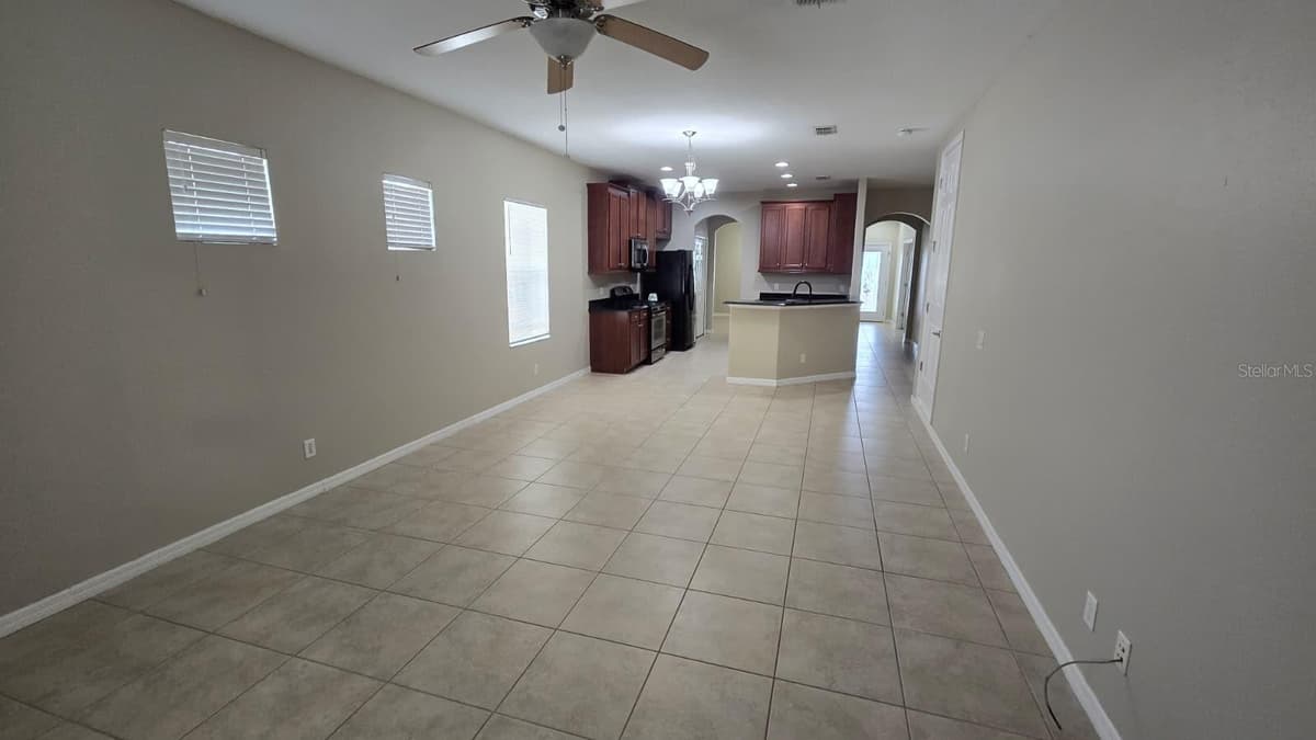 314 WINTERSIDE DRIVE — photo 2 of 13