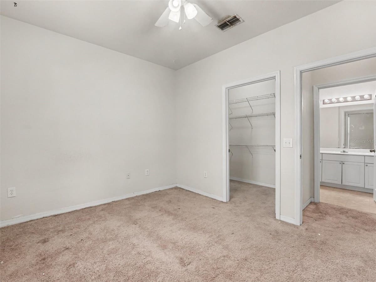 8003 HEMINGWAY CIRCLE — photo 20 of 33