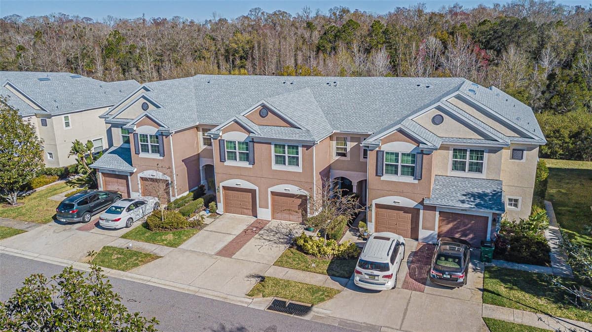 26544 CASTLEVIEW WAY — photo 3 of 43