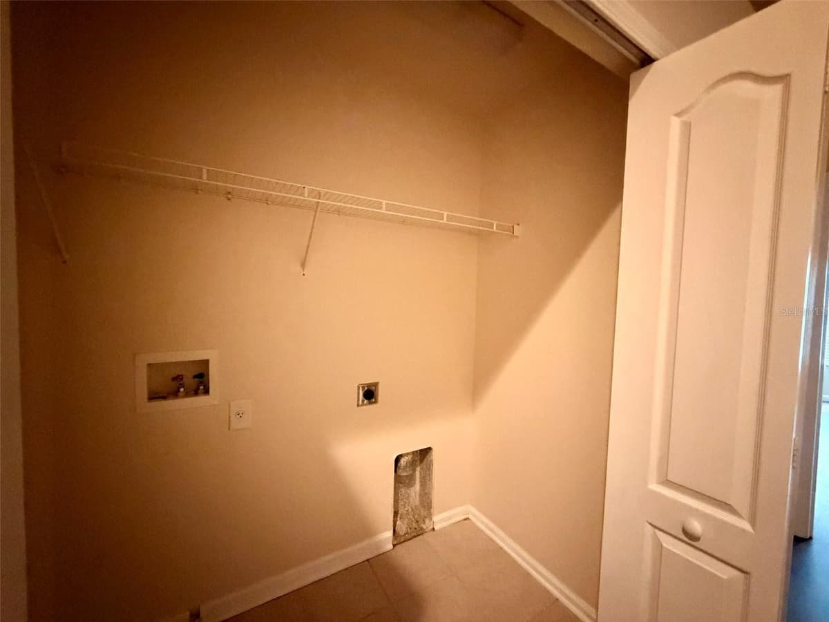 26544 CASTLEVIEW WAY — photo 35 of 43