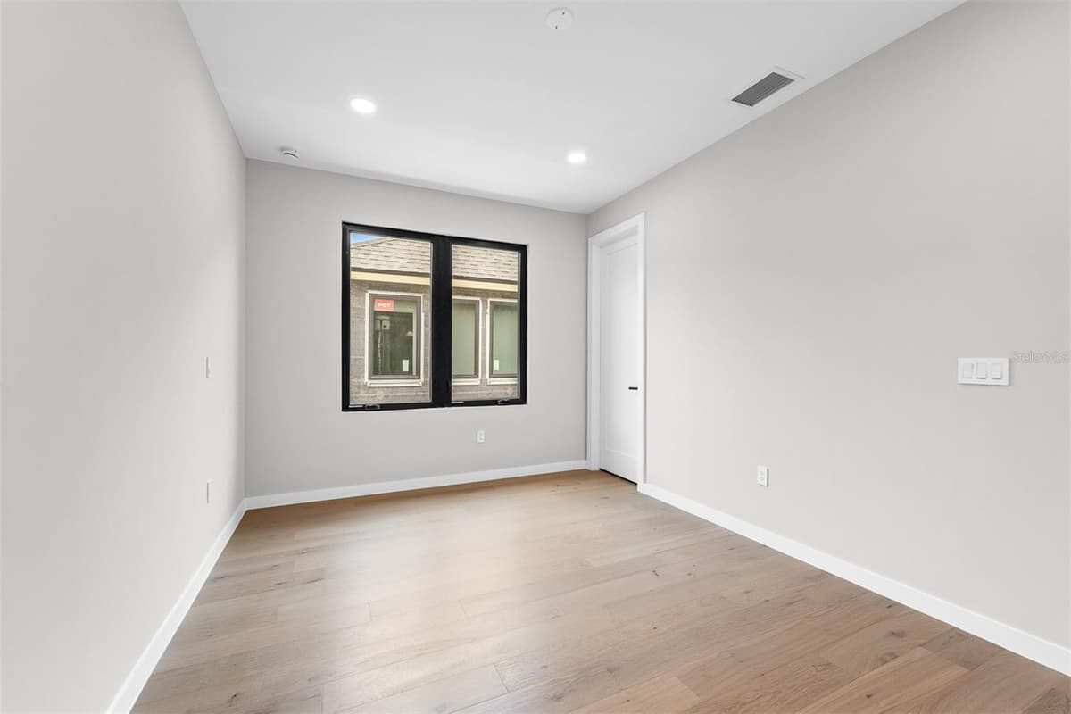 106 KING STREET — photo 47 of 56