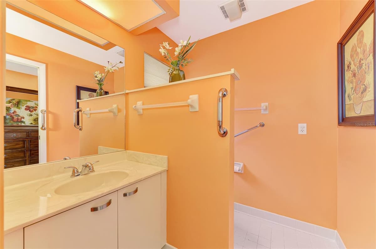 1934 COVE POINTE DRIVE — photo 37 of 82