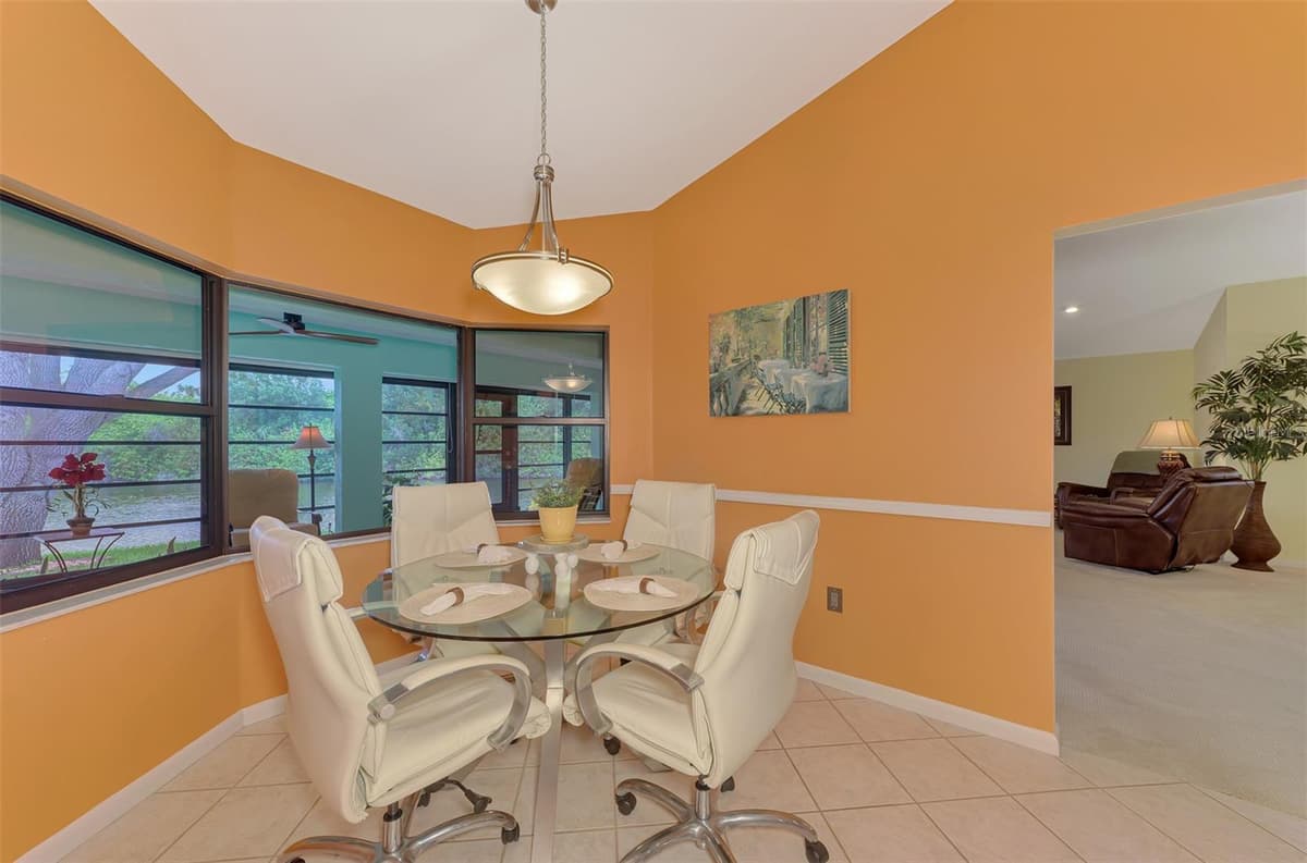 1934 COVE POINTE DRIVE — photo 27 of 82