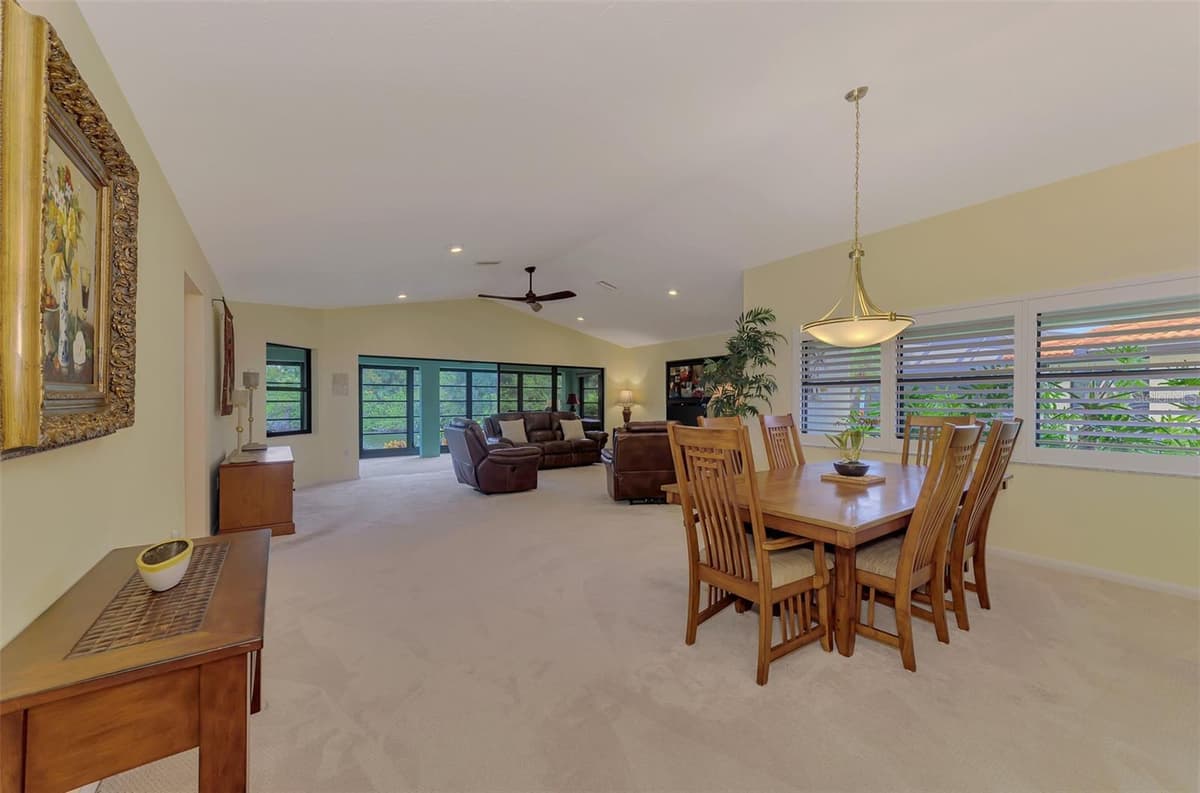 1934 COVE POINTE DRIVE — photo 11 of 82