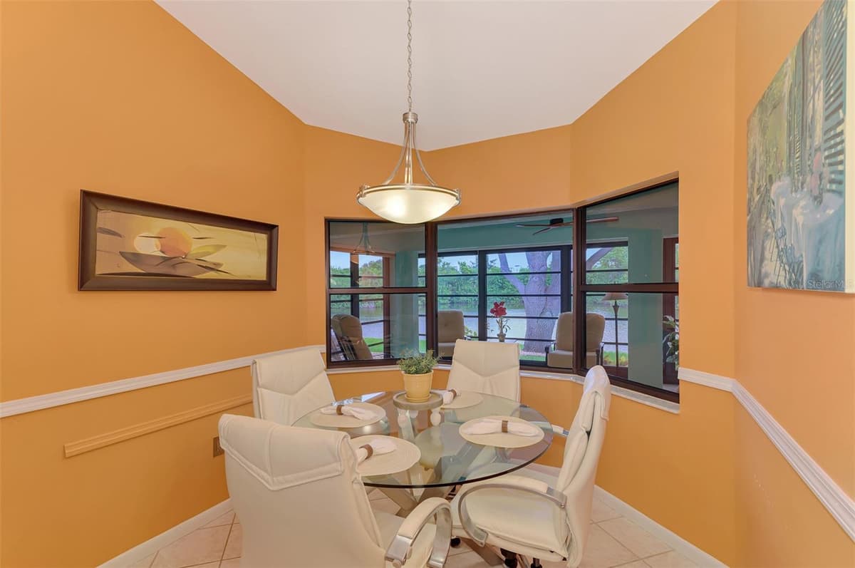 1934 COVE POINTE DRIVE — photo 28 of 82