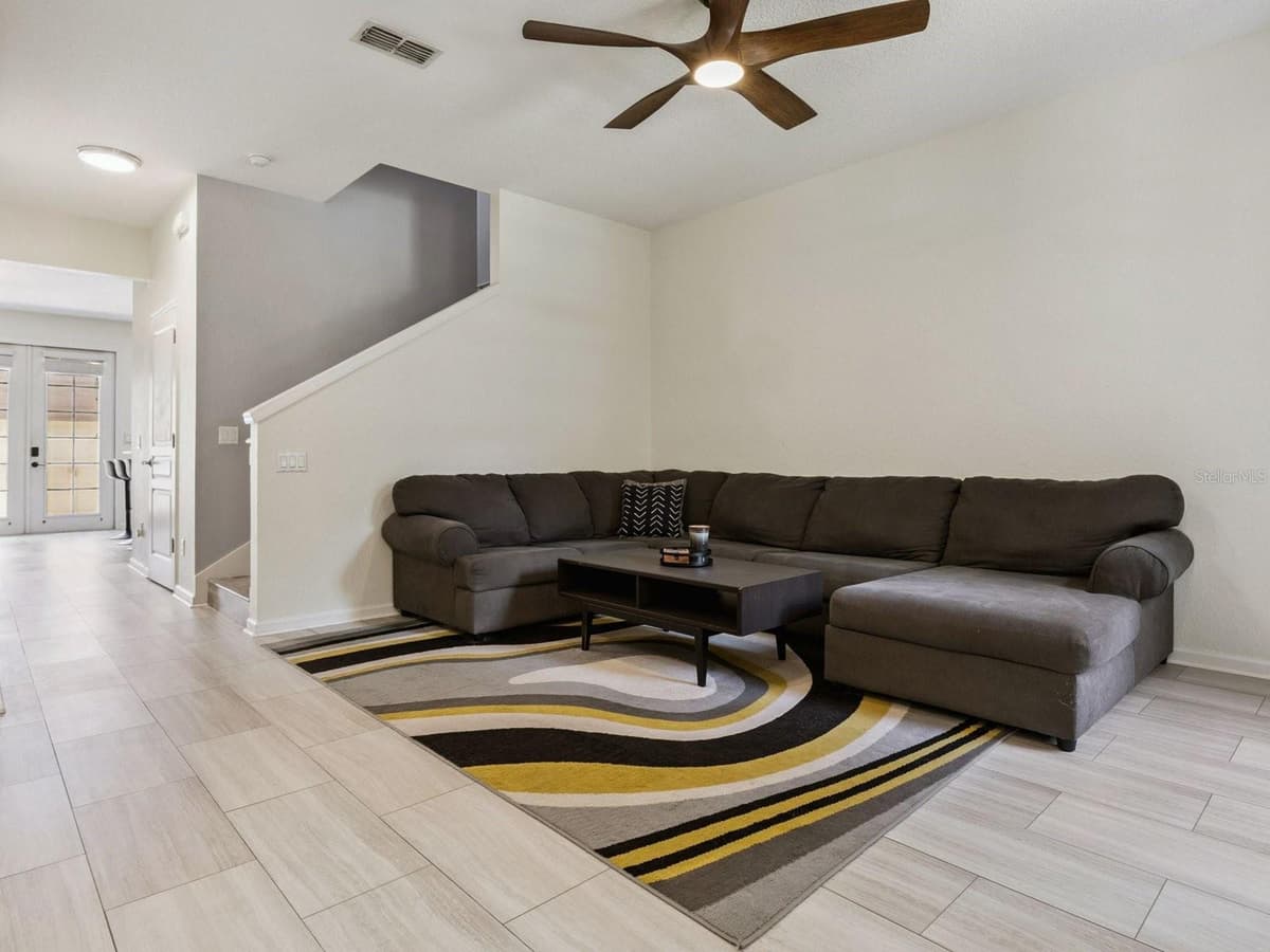 7712 FORDSON LANE — photo 6 of 37
