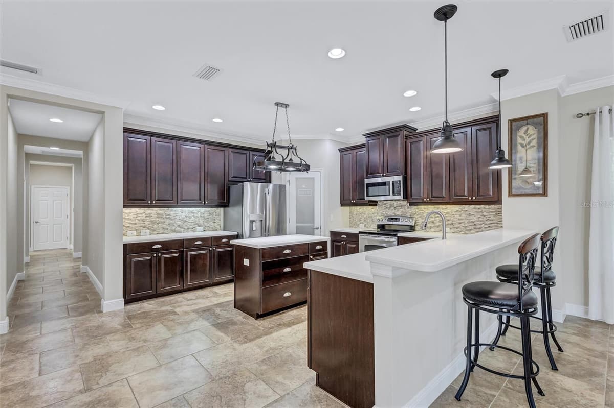 1436 HICKORY VIEW CIRCLE — photo 12 of 55