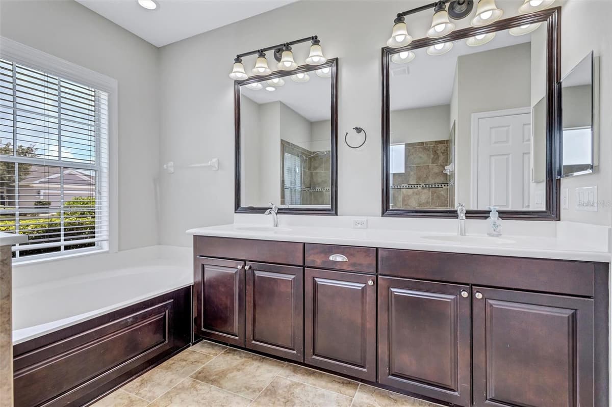 1436 HICKORY VIEW CIRCLE — photo 27 of 55