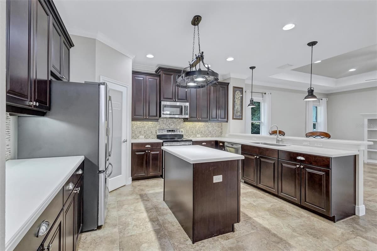 1436 HICKORY VIEW CIRCLE — photo 11 of 55