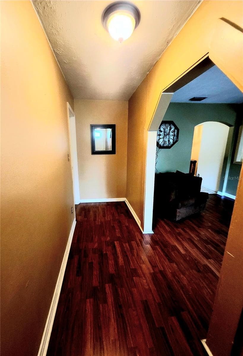 10538 DOVE LANE — photo 3 of 23