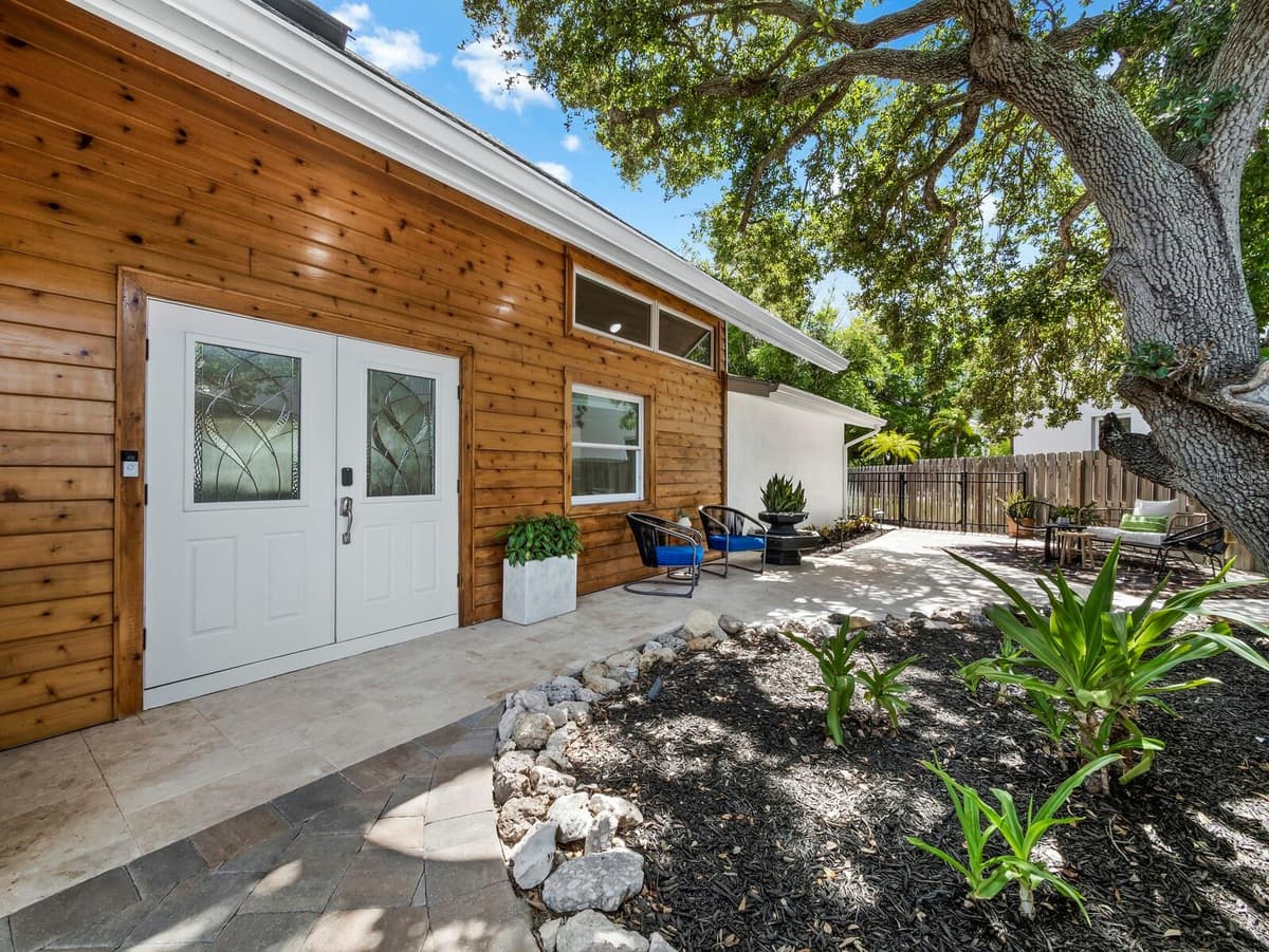 430 ISLAND CIRCLE — photo 6 of 61