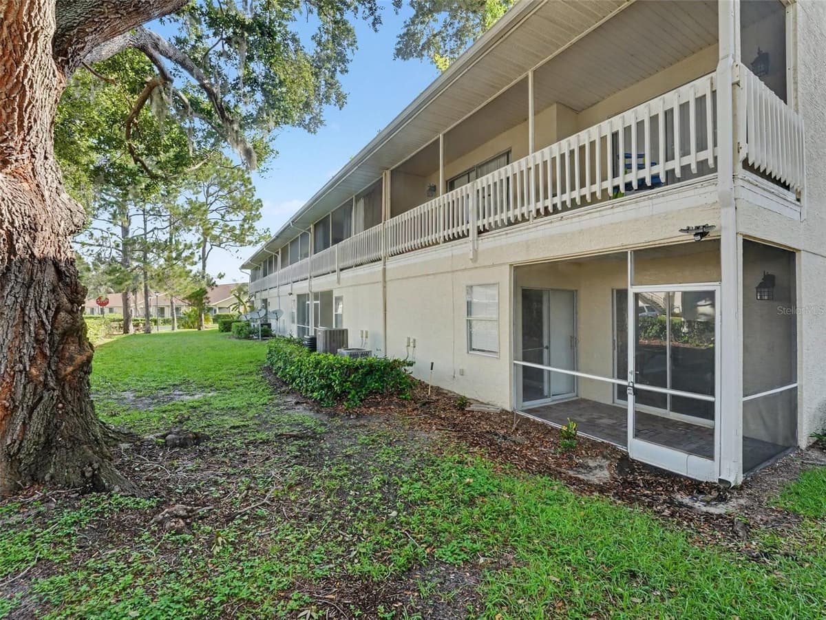 3200 SABAL PALMS COURT — photo 24 of 33
