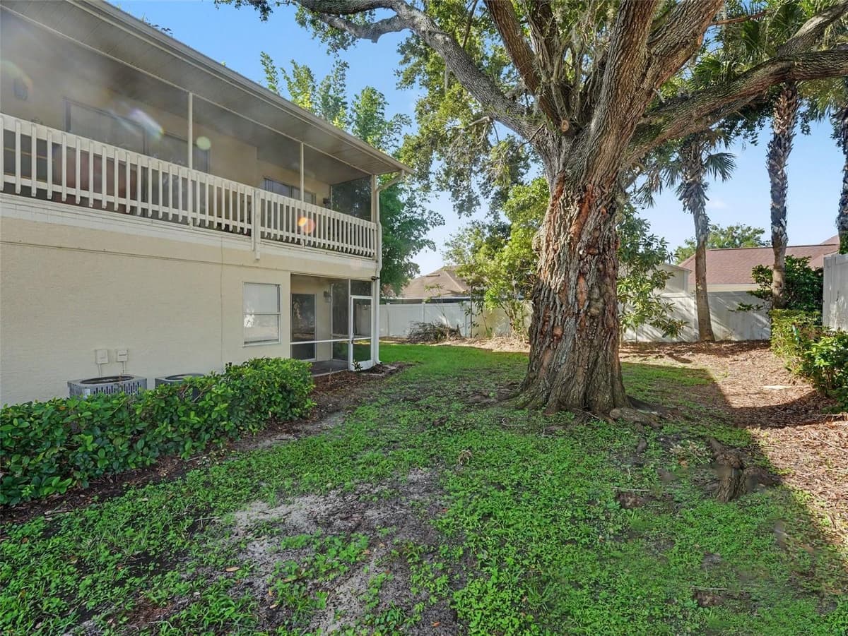 3200 SABAL PALMS COURT — photo 26 of 33