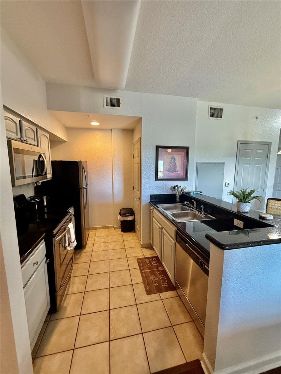 8112 POINCIANA BOULEVARD — photo 13 of 23