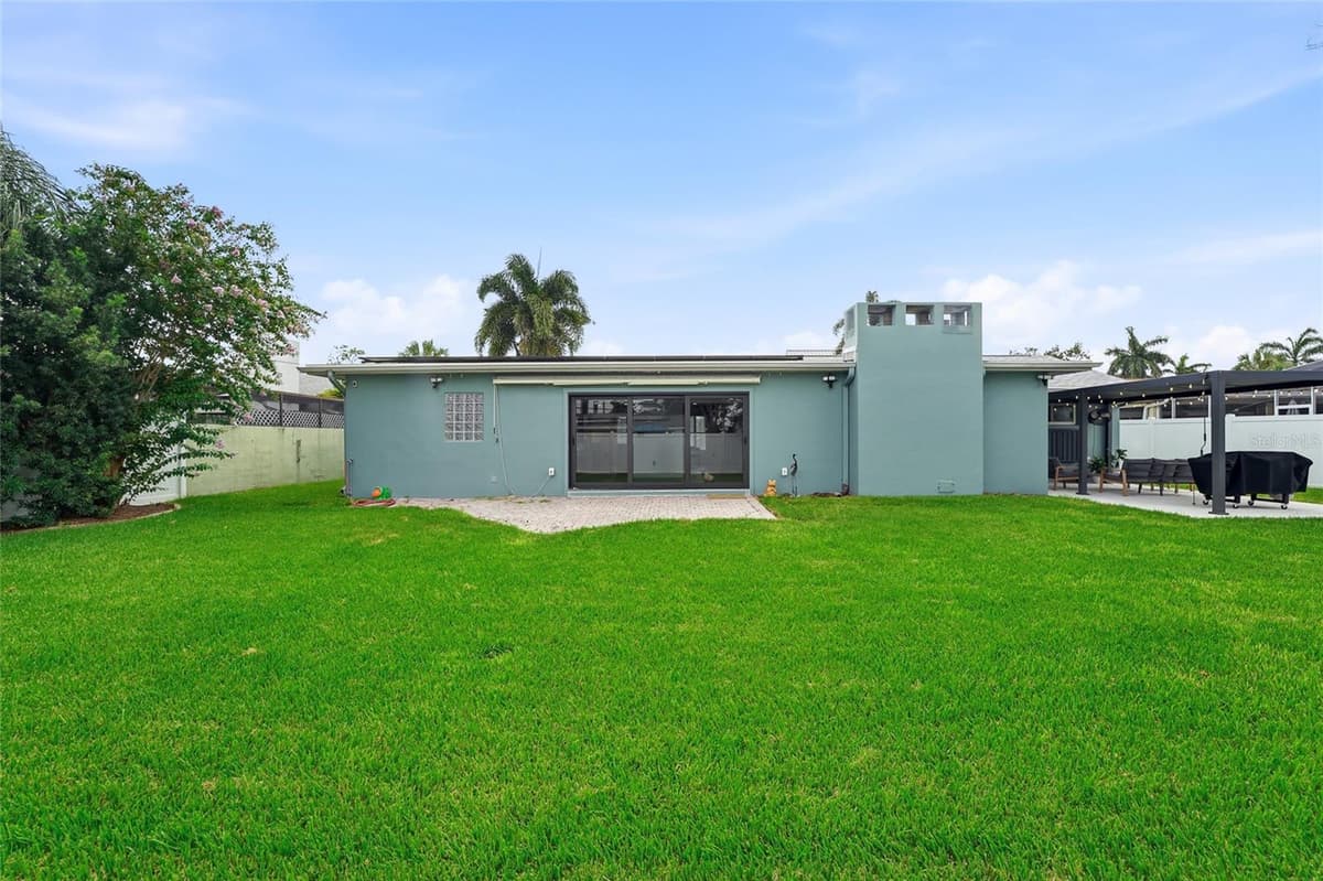 6241 TANGLEWOOD DRIVE — photo 48 of 72