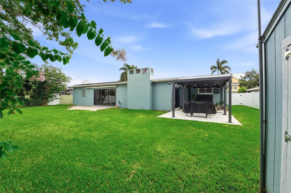 6241 TANGLEWOOD DRIVE — photo 46 of 72