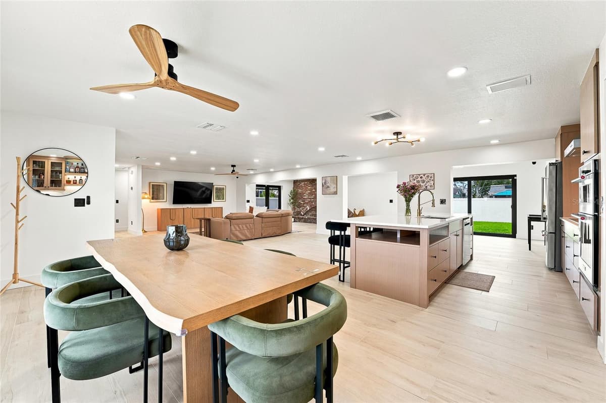 6241 TANGLEWOOD DRIVE — photo 15 of 72