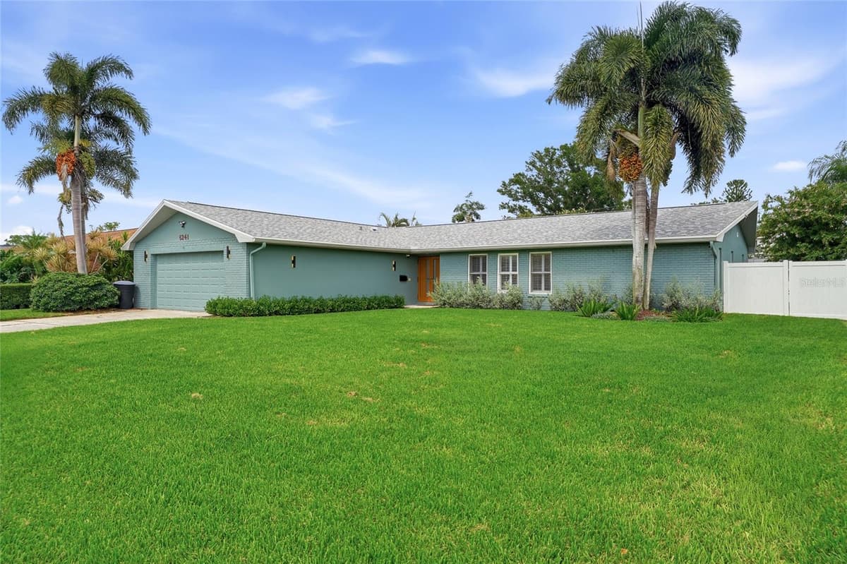6241 TANGLEWOOD DRIVE — photo 40 of 72