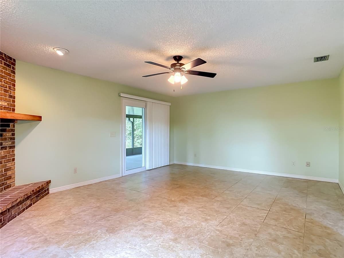 474 OAKWOOD AVENUE — photo 19 of 65